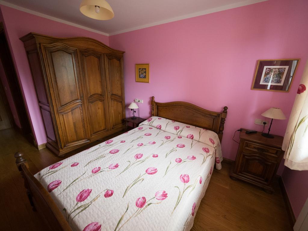 Casa Rural Martxoenea Landetxea Hotell Arruazu Exteriör bild