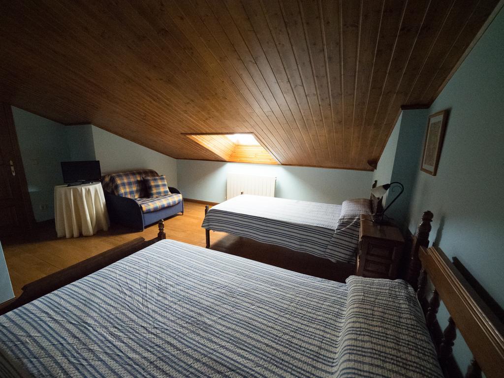 Casa Rural Martxoenea Landetxea Hotell Arruazu Exteriör bild