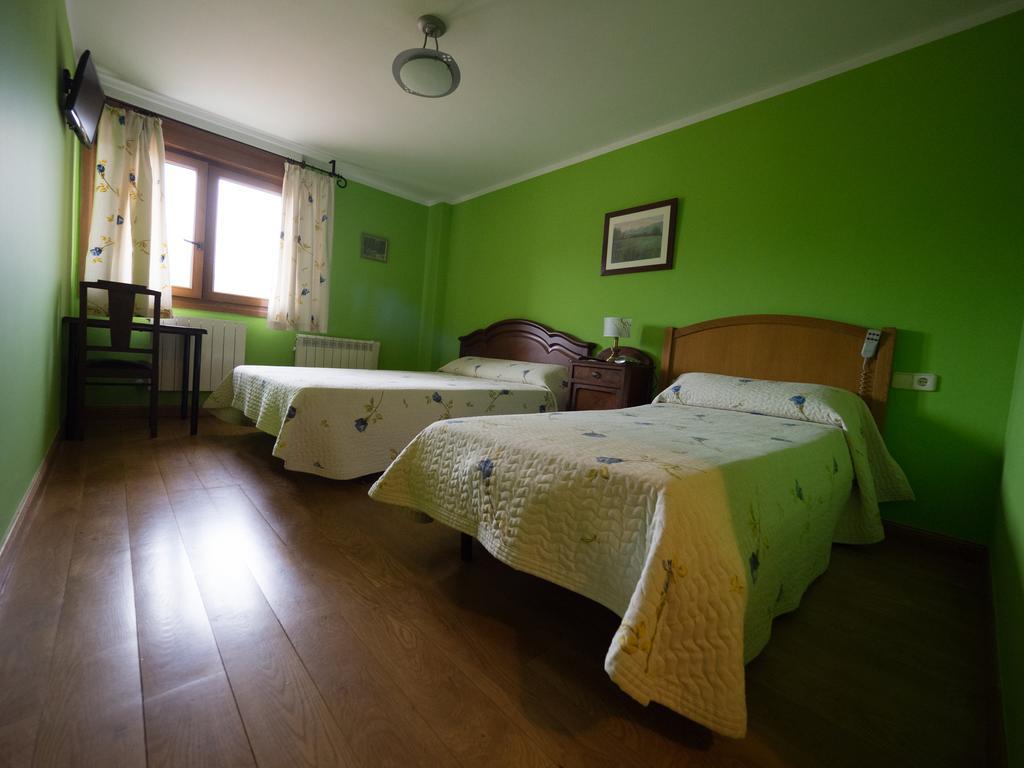 Casa Rural Martxoenea Landetxea Hotell Arruazu Exteriör bild